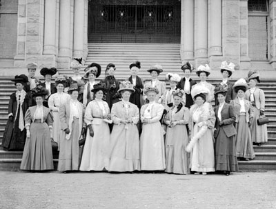 The Victoria and Vancouver Island Council of Women, pictured at the Parliament Buildings in 1895.